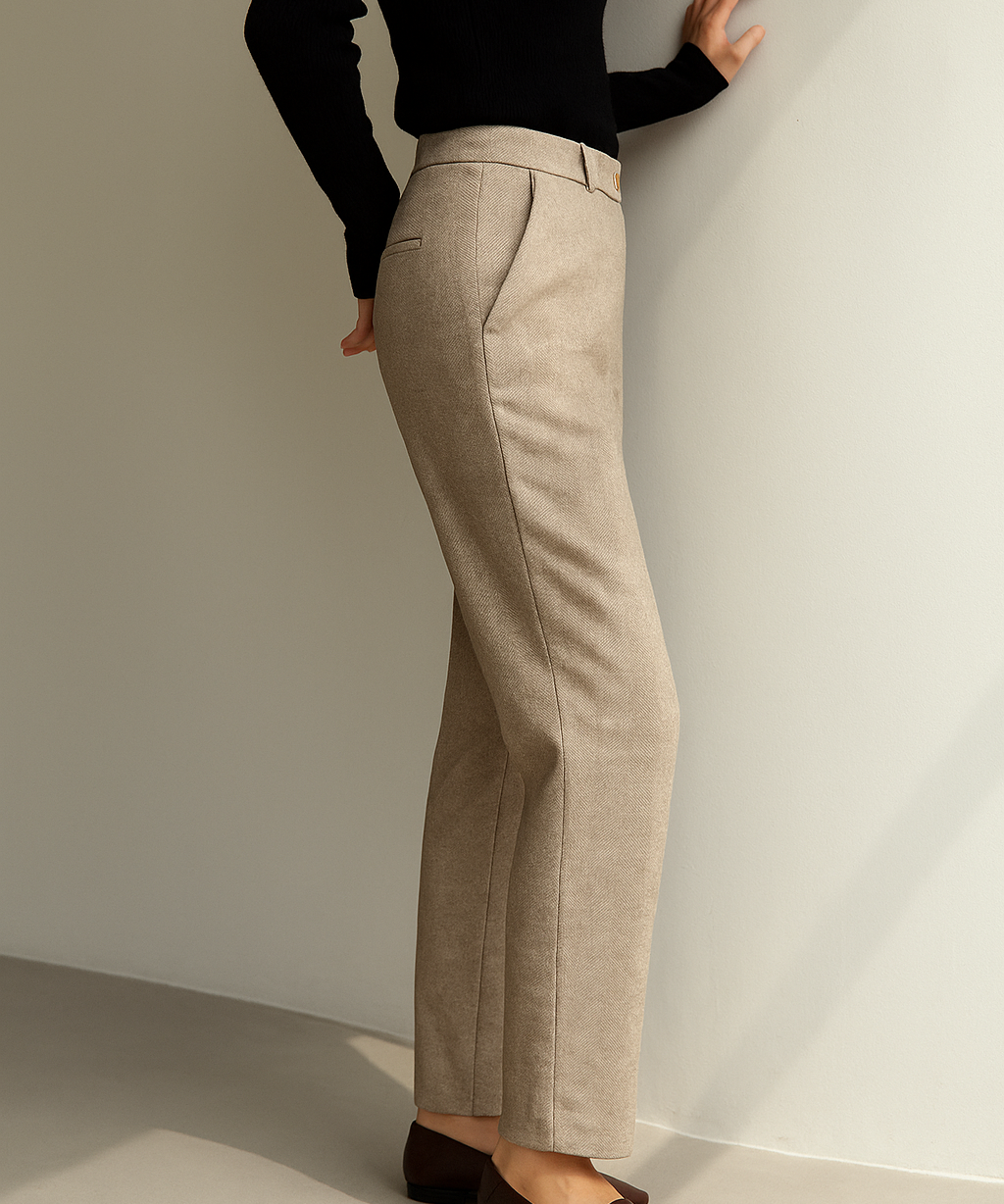 Camille | Women's Wool Blend Tapered Ankle Trousers with High Waist