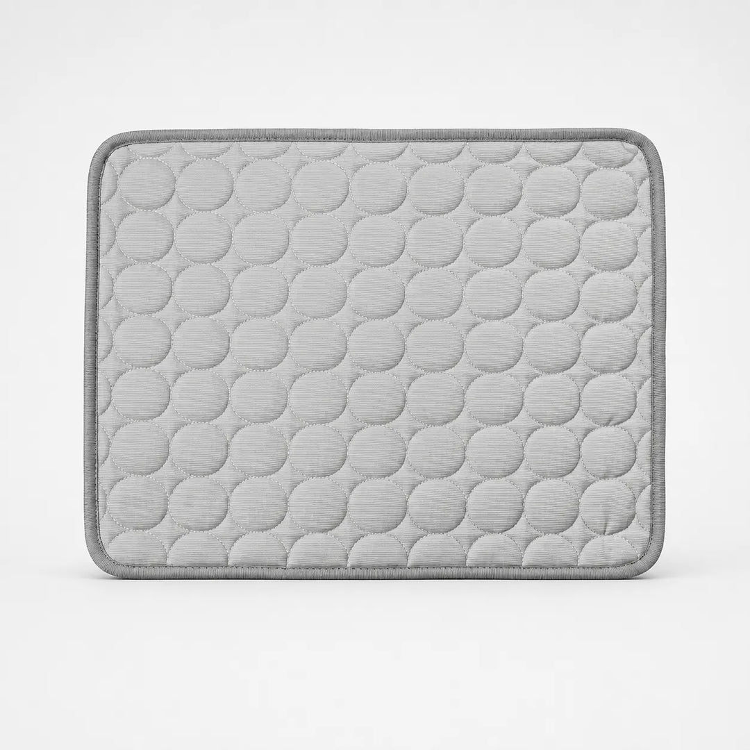 Coolabee – Cooling Mat for Dogs & Cats, No-Freeze Washable Pet Pad