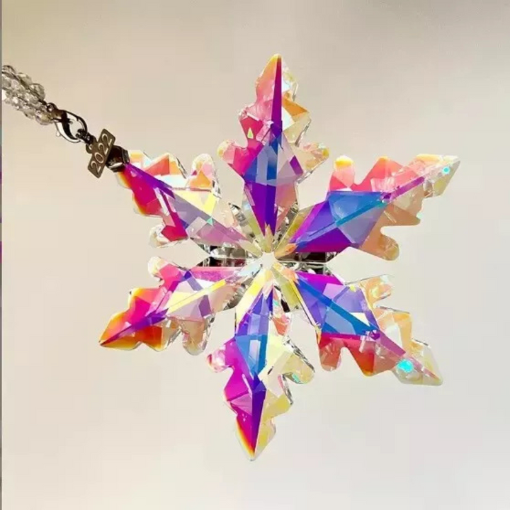 Luméra – Crystal Snowflake Ornament