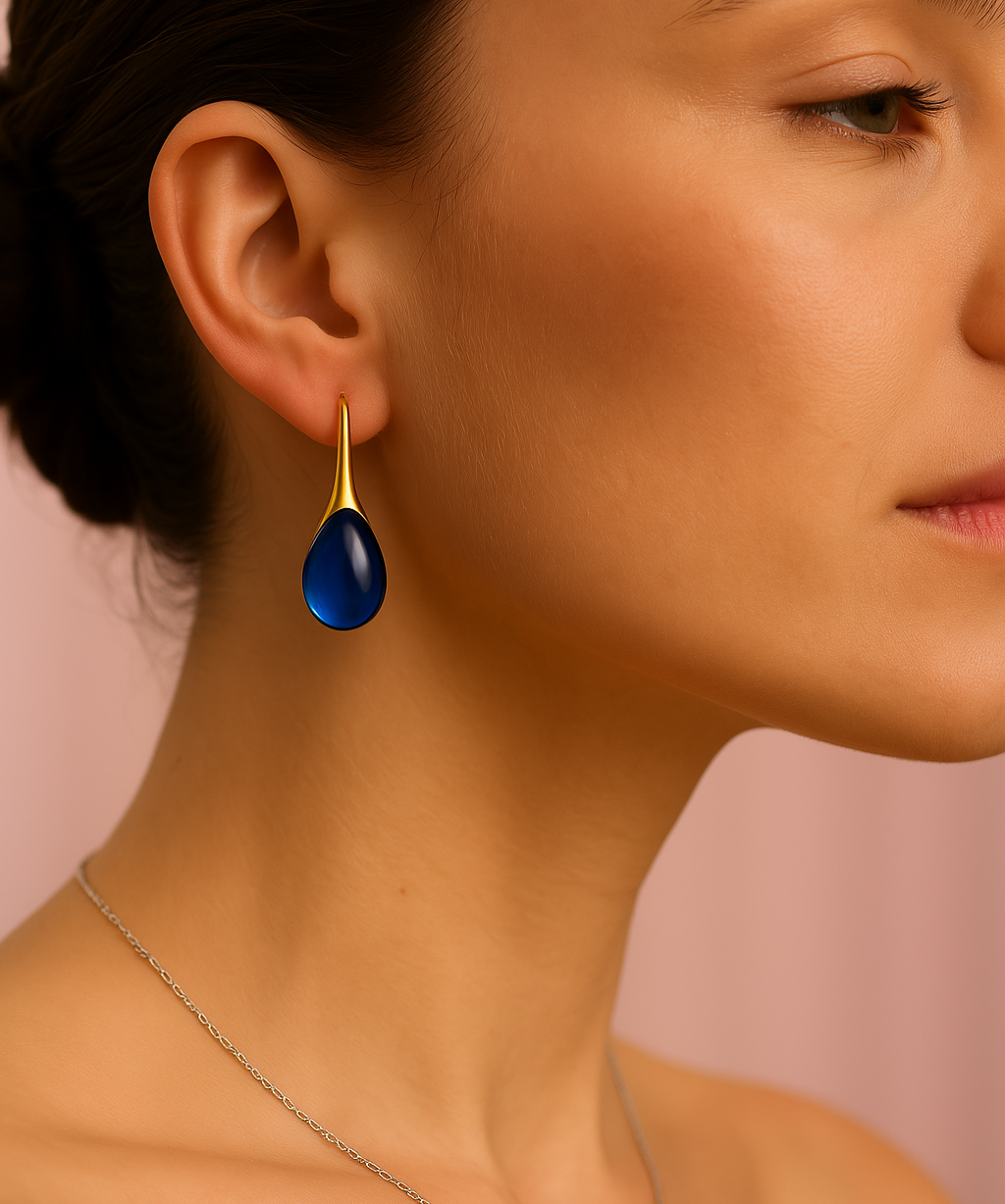 Lumière | Women's Earrings with CatEye Stones and Hooks
