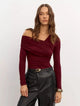 Clara| Women Top With One Shoulder Design