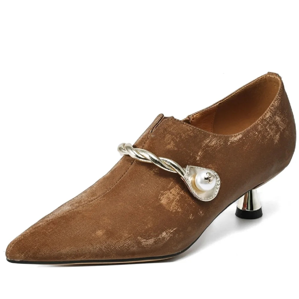 Ellen | Women Mid-Heels with Pointed Toe and Metallic-Accents