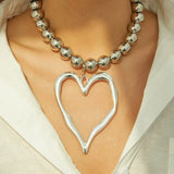 Amora | Women Necklace with Heart Charm and Gold Plating