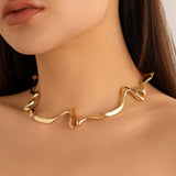 Ondulato | Women Necklace with Wave Design and Adjustable Chain
