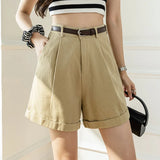 León | Women's Shorts with High Waist and Pockets