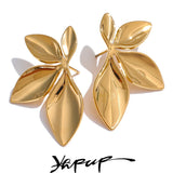 Marais | Women Earrings with Leaf Design and Gold Plating