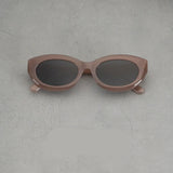 Audrey | Women's Sunglasses with Sculpted Rim and Round Lenses