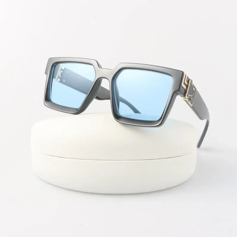 Azzurro | Vision Sunglasses with Square Frame and UV Protection