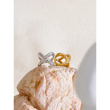 Elvia | Women Ring with Crossover Design and Waterproof