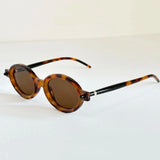Colette | Women's Sunglasses with Oval Frame and Tinted Lenses