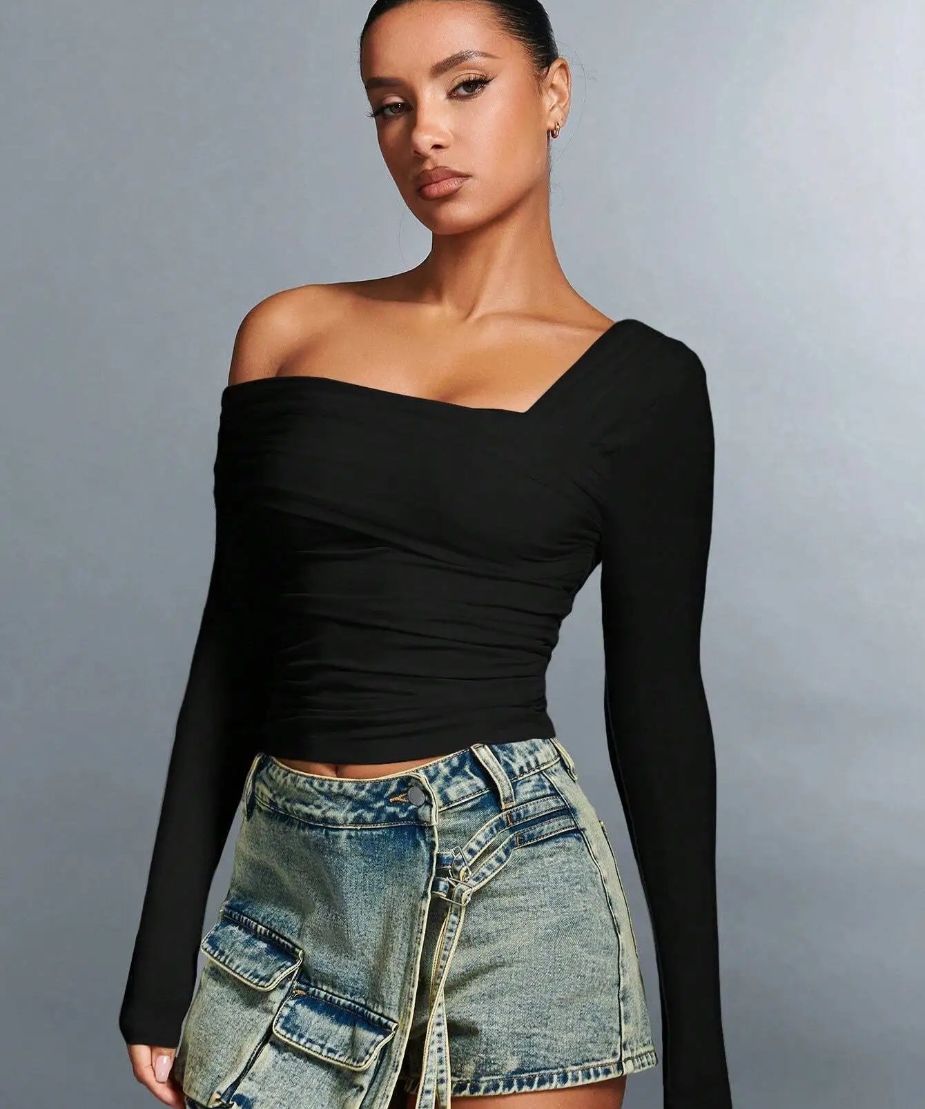 Clara| Women Top With One Shoulder Design