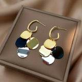 Noira | Women Necklace with Drop Design and Gold Tone
