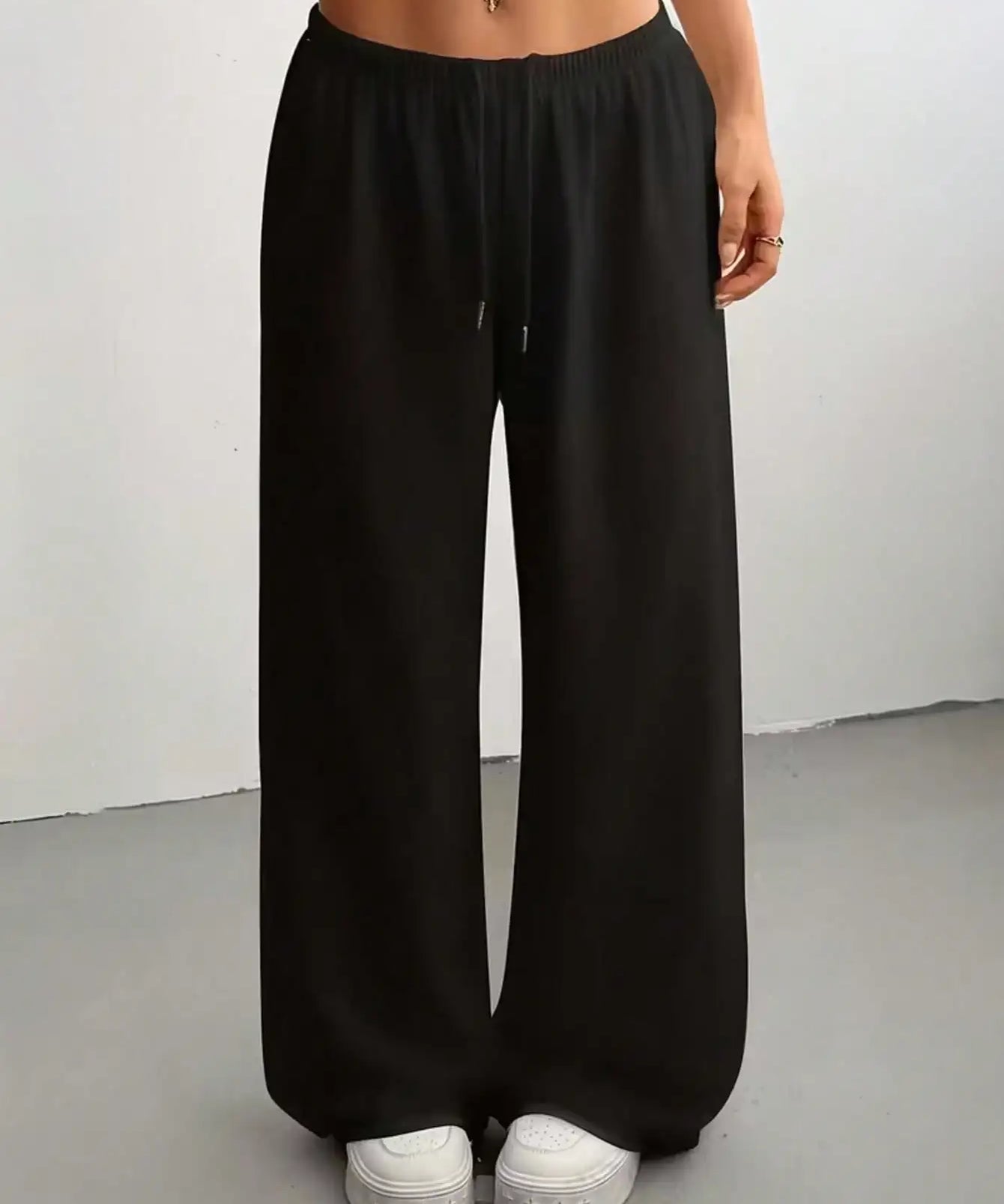 Clarissa | Women's Pants with Drawstring Waistband and Wide Legs