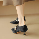 Ellen | Women Mid-Heels with Pointed Toe and Metallic-Accents