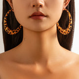 Mila | Women Earrings with Hoop Design and Lightweight