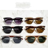 Sarah | | Women's Sunglasses with Wooden Arms and Square Frame
