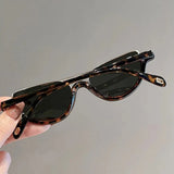 Valerie | Women's Sunglasses with Acetate Frame and Metal Bridg