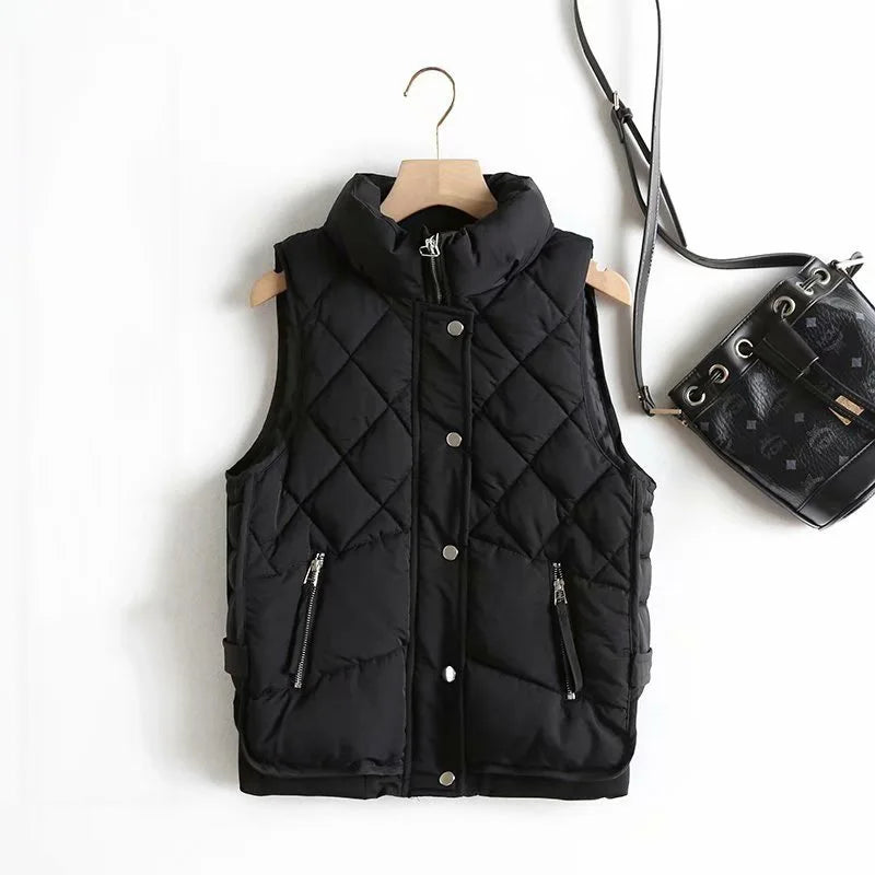 Delphine | Women's Diamond Quilted Jacket with Stand Collar and Zip Closure