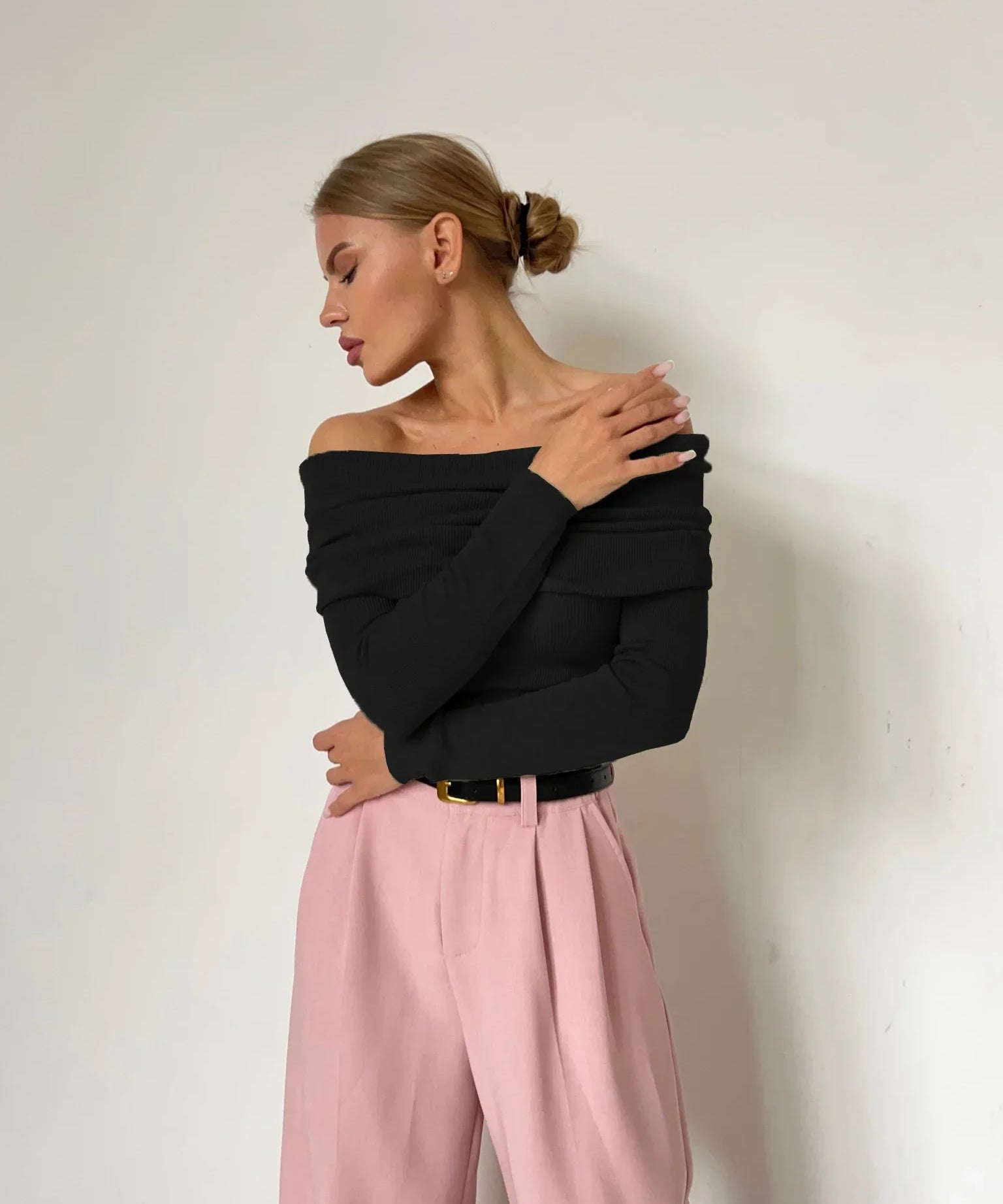 Orvieto | Women Top With Off Shoulder Knit