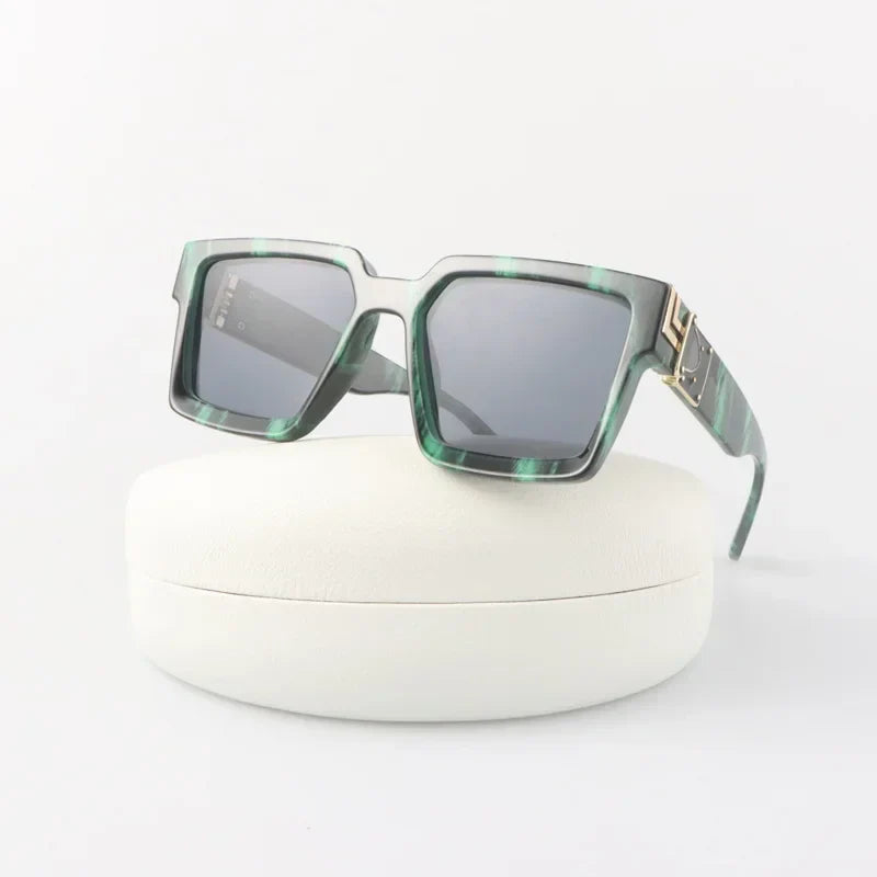 Azzurro | Vision Sunglasses with Square Frame and UV Protection