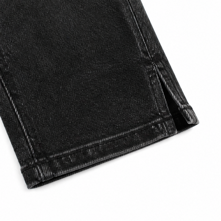 Curvella – Flattering High-Waist Stretch Denim Capris