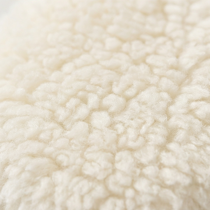Cozystep – Plush Sheepskin Insoles for Warm Winter Feet
