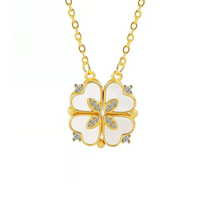 Cloverelle – Sparkling Clover Pendant Necklace