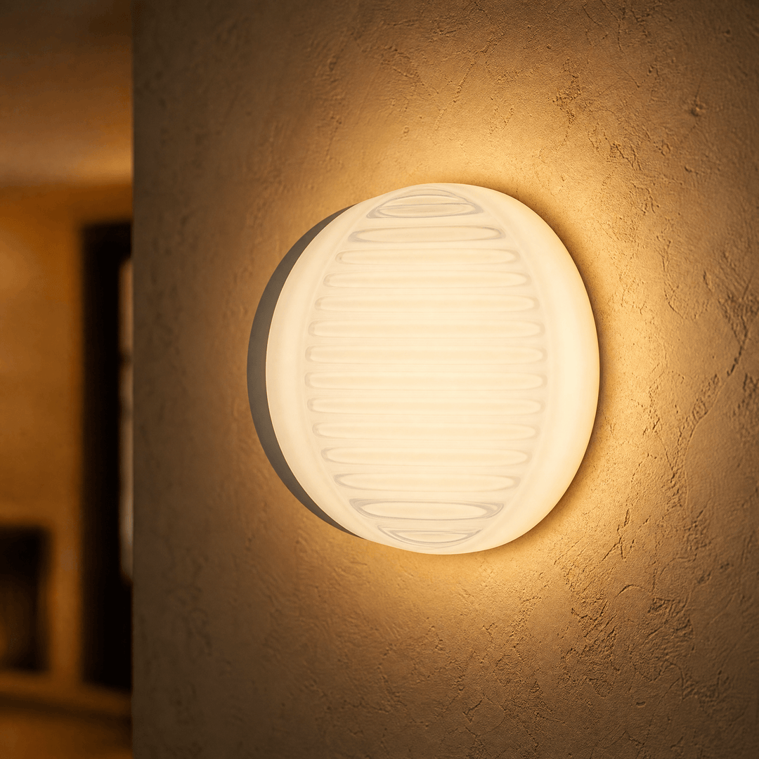 Lumara – Sculpted Dimmable Wall Sconce