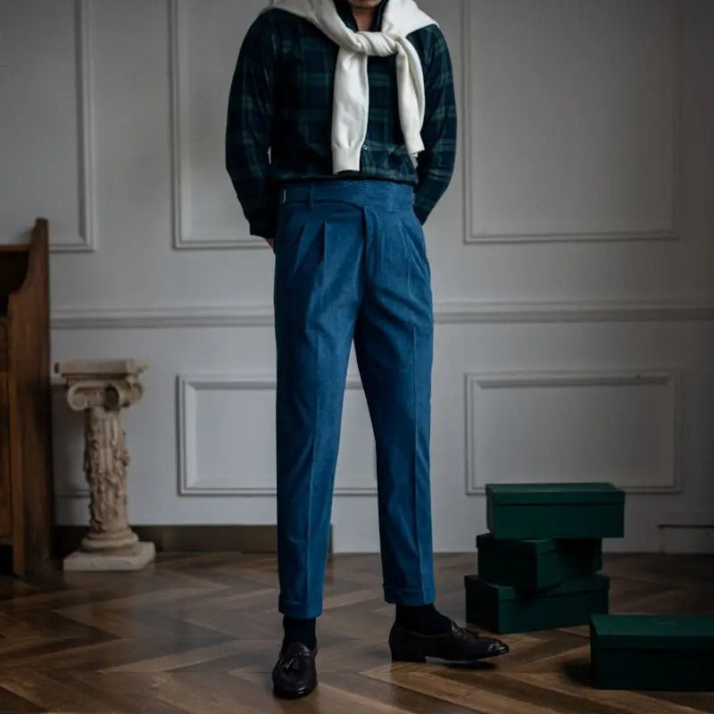 Henry | Men's Corduroy Trousers with Pleats and Pockets