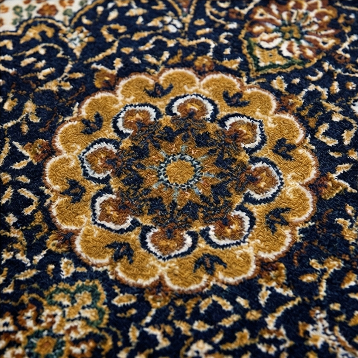 Persara – Vintage Persian Area Rug