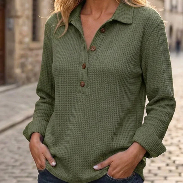Wovella – Waffle-Knit Button Henley Top
