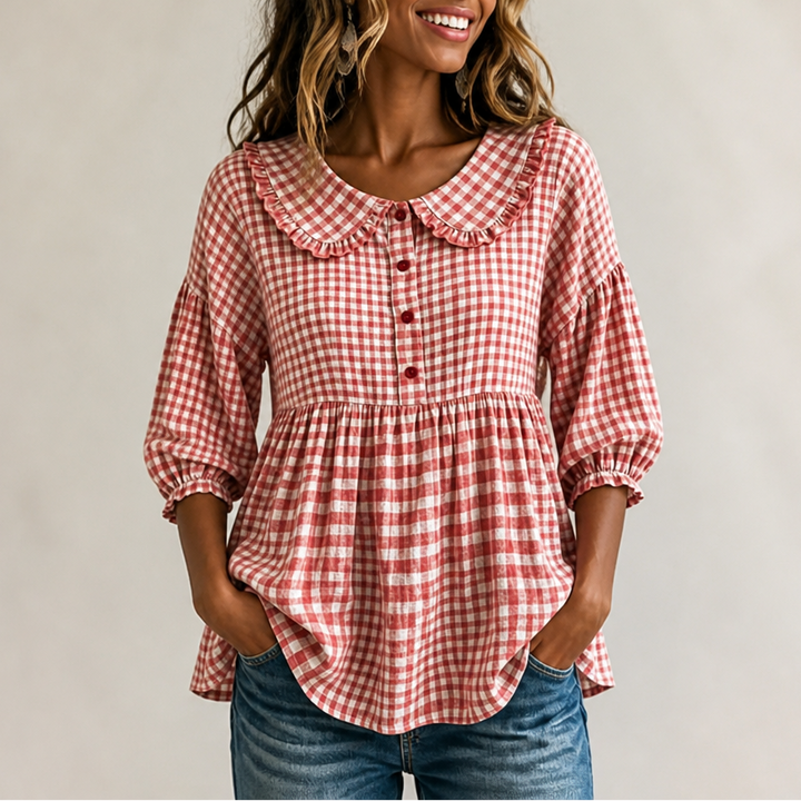 Ruffleigh – Blouse With A Collar That Frames The Face