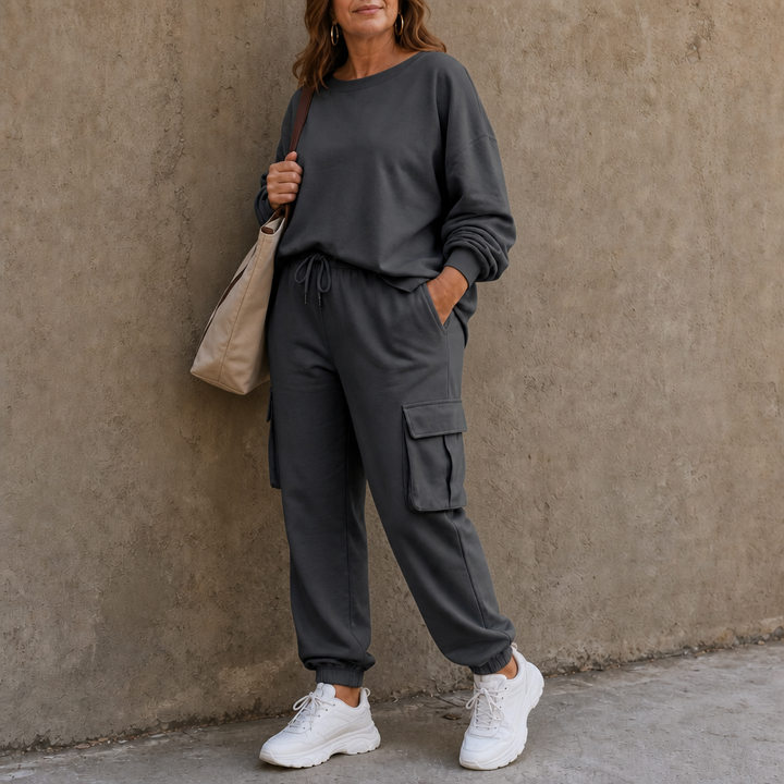 Wearbella – Crew-Neck Top And Cargo Pant Set