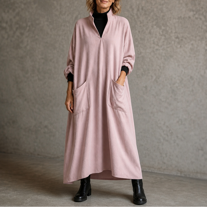 Wearbella – Cocoon Taper Mock Neck Dress