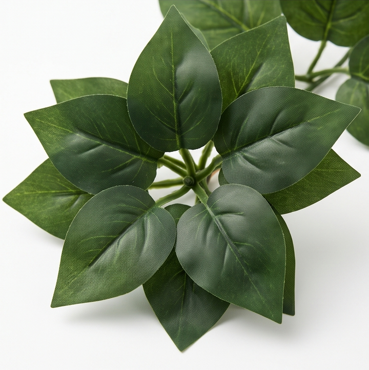 Verdant Vine – Glowing Hanging Vine Light